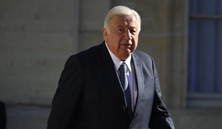 Les critiques du président du Sénat Gérard Larcher