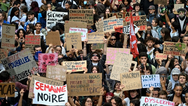Mobilisation des lycéens : manifestations et blocages en France
