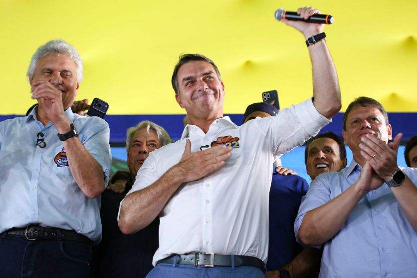 Le Candidat Flavio Bolsonaro et le Changement au Brésil
