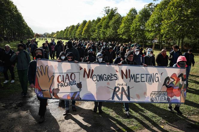 Manifestation antifasciste en marge du congrès du Rassemblement national à Orléans