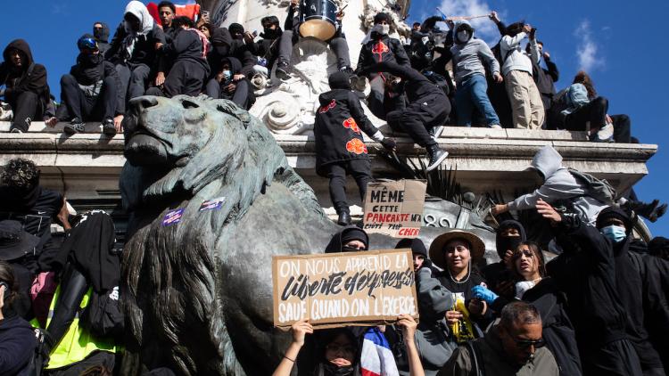 Sanctions en Manifestations : Règles et Conséquences
