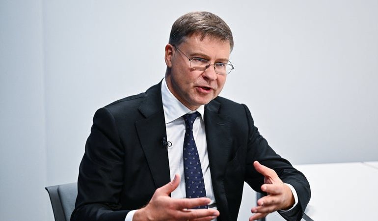 L&rsquo;Union européenne encourage la France à adopter le budget Lecornu