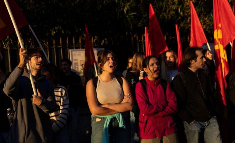 Manifestations étudiantes en Grèce : une jeunesse en quête de changement