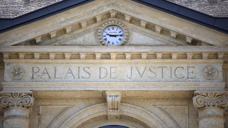 Procès d&rsquo;un enseignant pour violences sexuelles sur mineurs