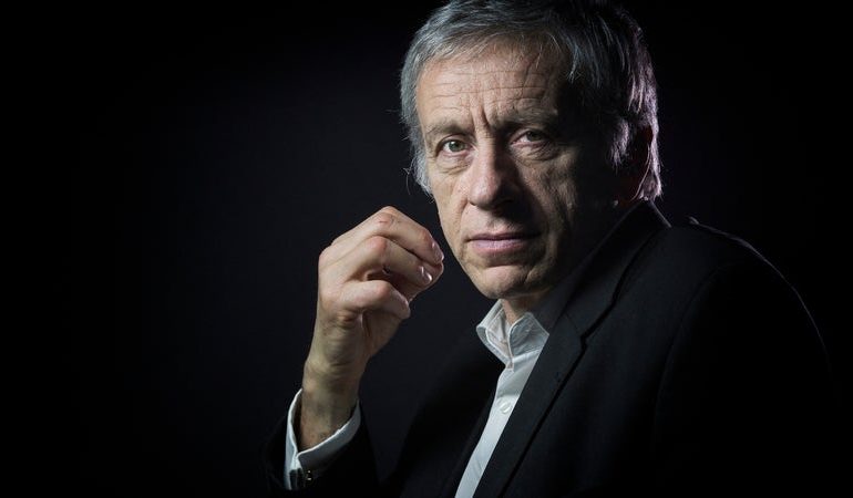 Agression de Jean-Christophe Rufin à Bourges