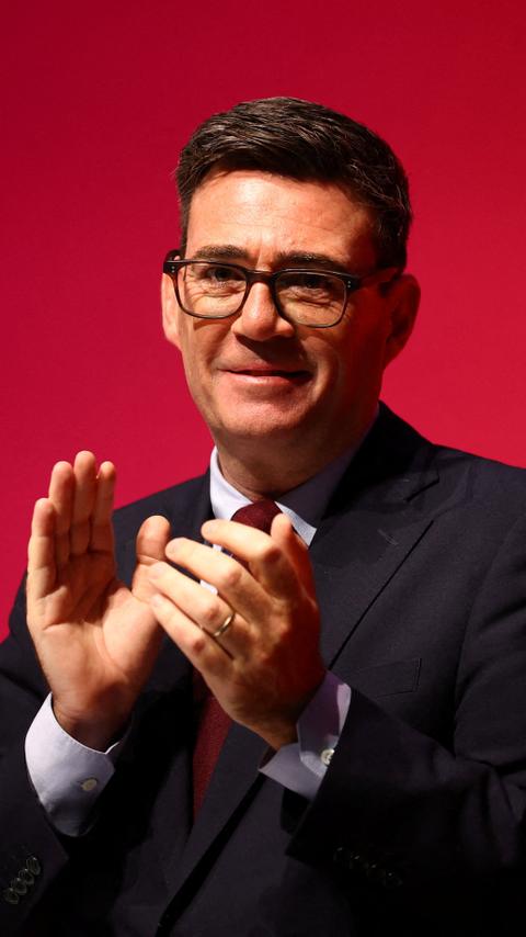 Andy Burnham envisage un rapprochement avec l&rsquo;Union Européenne