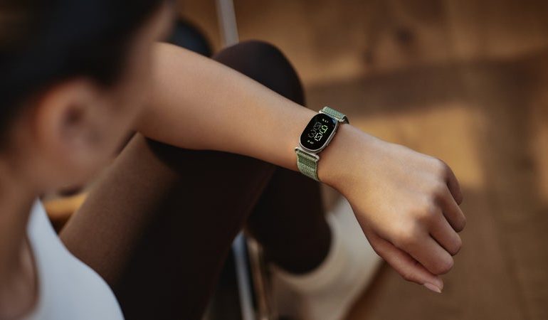 Google révolutionne la santé connectée avec le lancement du Fitbit Edge