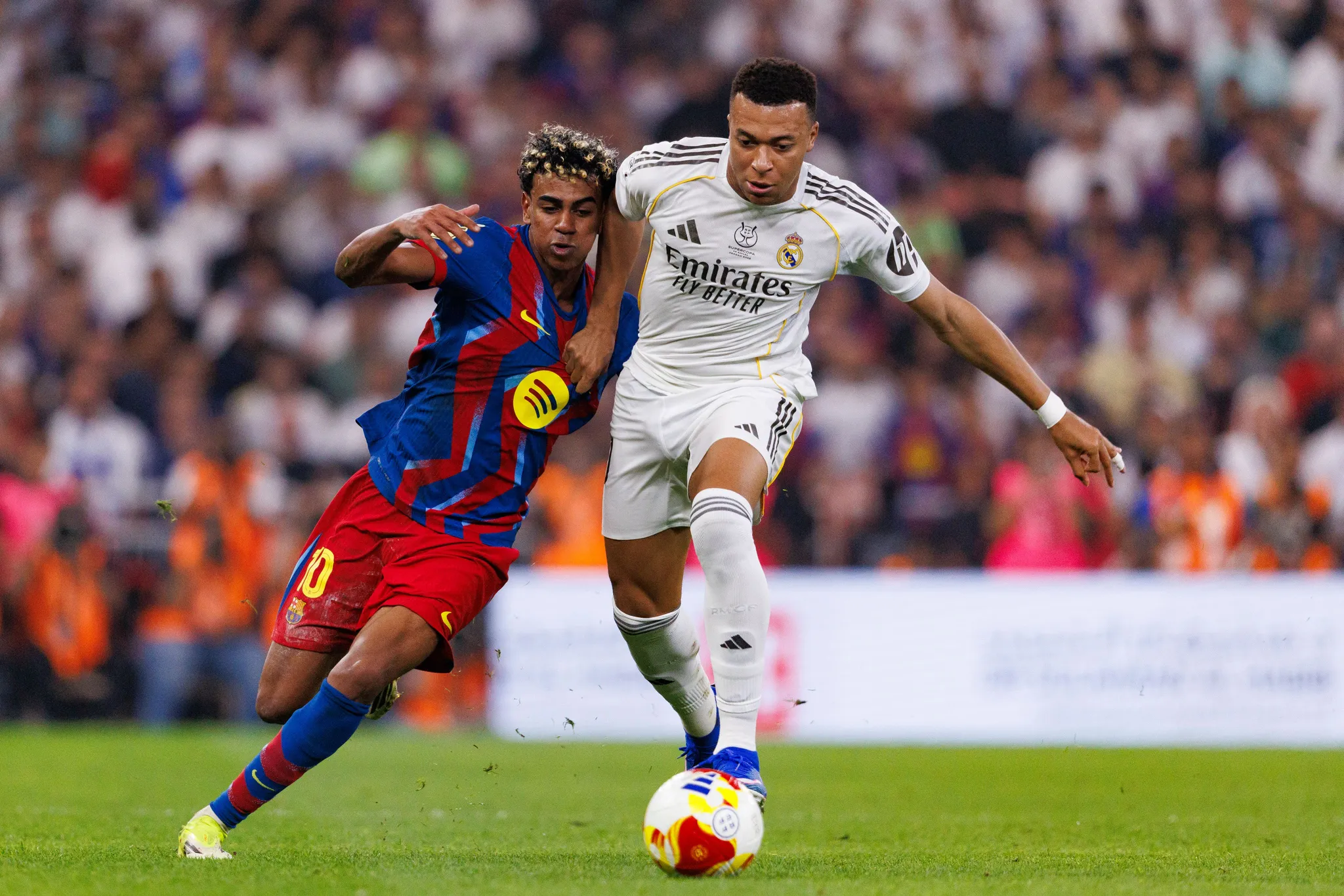Le Débat sur le Ballon d&rsquo;Or : Mbappé ou Yamal ?