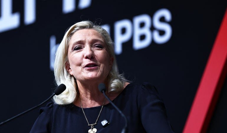 Marine Le Pen s&rsquo;exprime sur la sécurité lors du congrès à Orléans