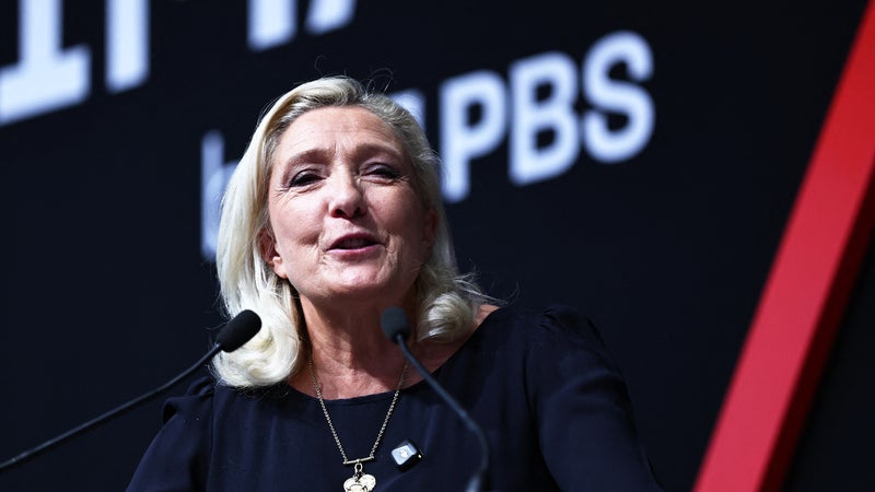 Marine Le Pen s&rsquo;exprime sur la sécurité lors du congrès à Orléans