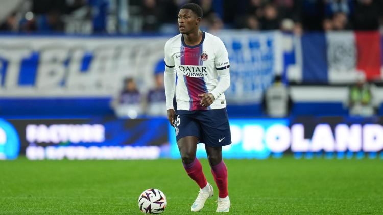 Nuno Mendes blessé, PSG face à un défi avant la rencontre avec le FC Barcelone
