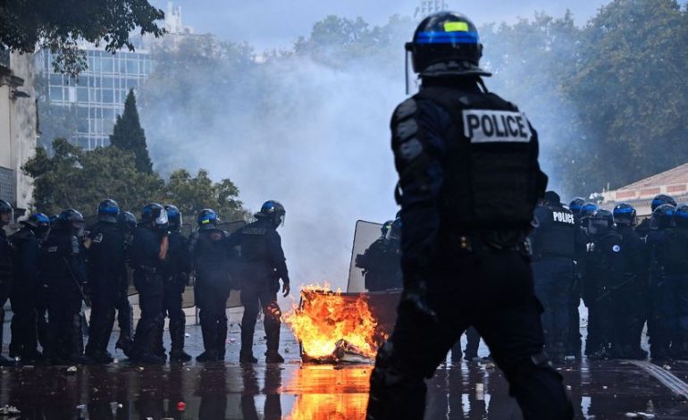 Réflexions sur le Maintien de l&rsquo;Ordre après les Émeutes du 17 Octobre 2026