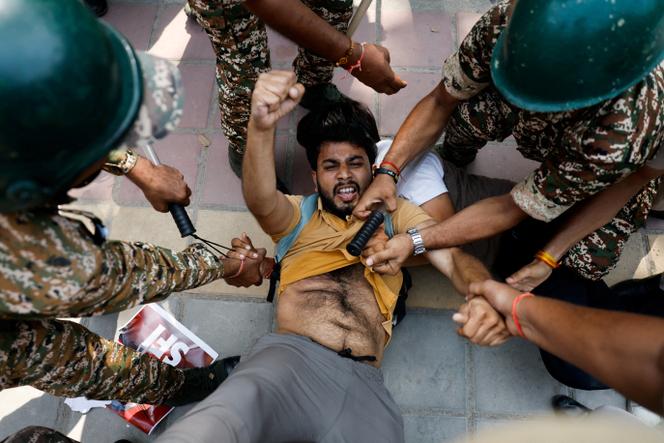 Tensions en Inde suite à des manifestations interdites