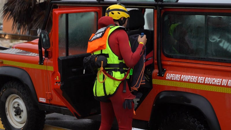 Intempéries dans les Bouches-du-Rhône : une victime retrouvée lors des opérations de sauvetage