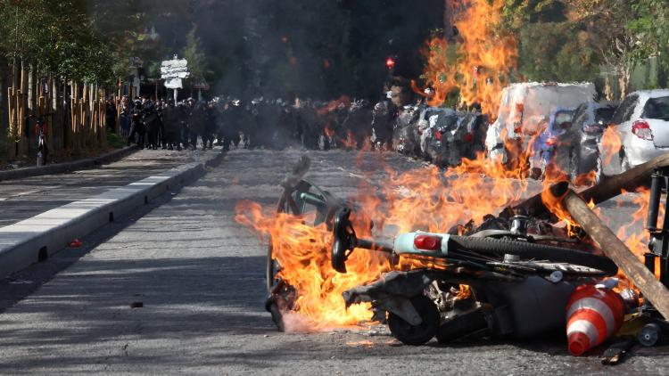 Les dégâts des blocus lycéens chiffrés en millions d&rsquo;euros
