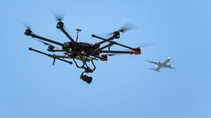 Survol de Drones Non Autorisés lors de l&rsquo;Exercice Typhon à Toulon