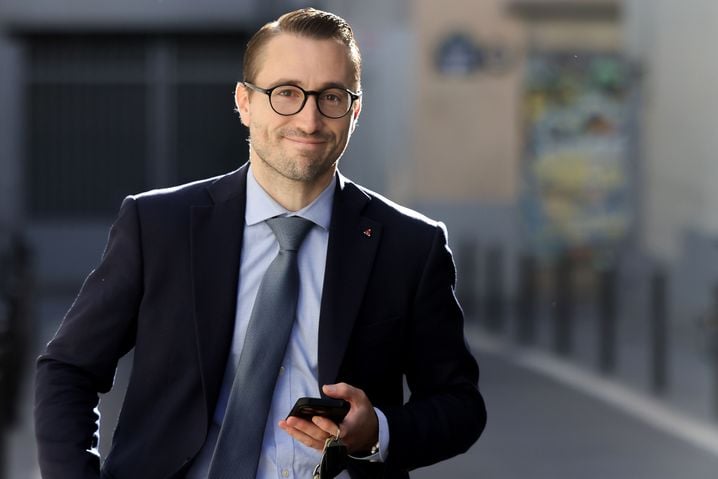 Le blocage des personnalités d&rsquo;extrême droite sur les réseaux sociaux