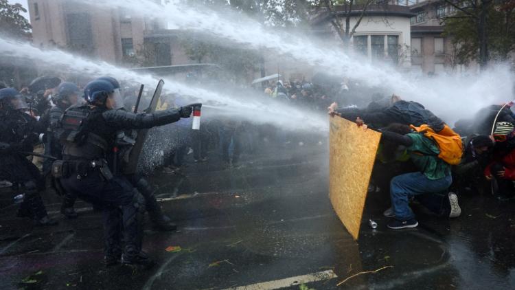 Manifestations en France : heurts et interpellations en hausse