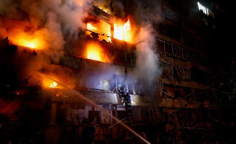 Les attaques sur Kiev et les tensions internationales