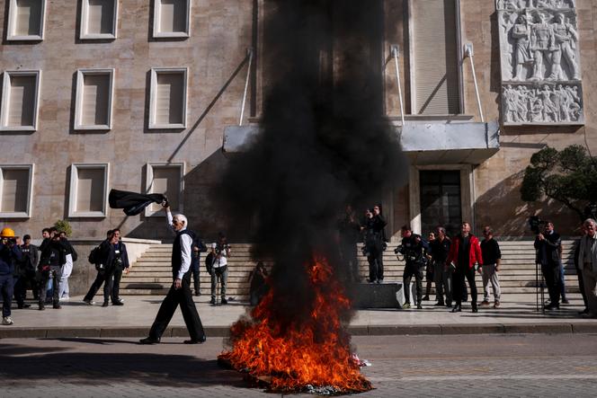 L&rsquo;Albanie renforce sa législation sur les manifestations