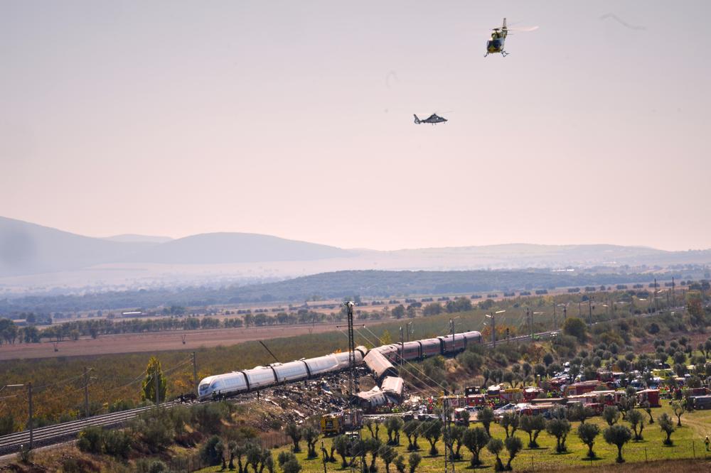 Collision ferroviaire en Espagne : au moins 64 morts et des dizaines de blessés