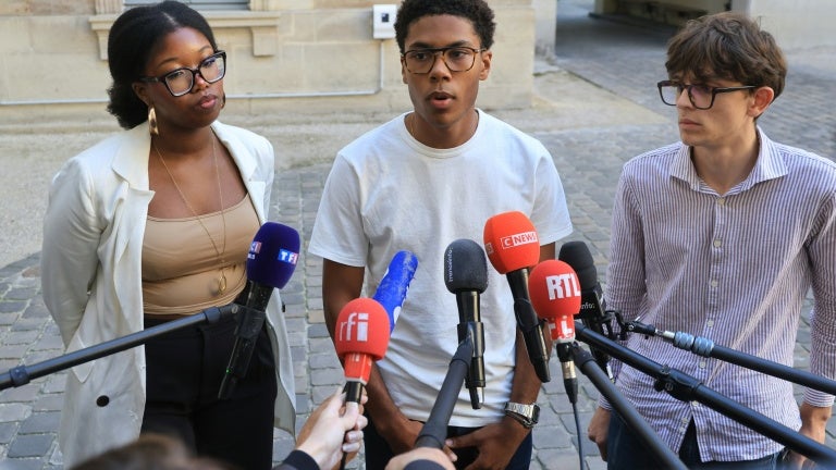 Des organisations lycéennes et étudiantes reçues à Matignon