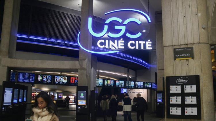 Le couvre-feu cause l&rsquo;évacuation du cinéma UGC Châtelet-les-Halles