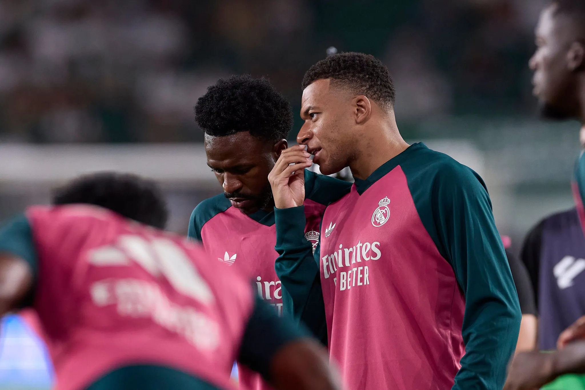 Un duel captivant entre Yamal et Mbappé lors du Clasico