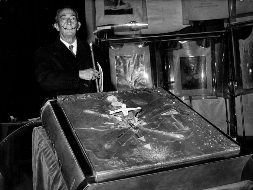 Vol d&rsquo;une œuvre de Salvador Dali : une couverture précieuse dérobée