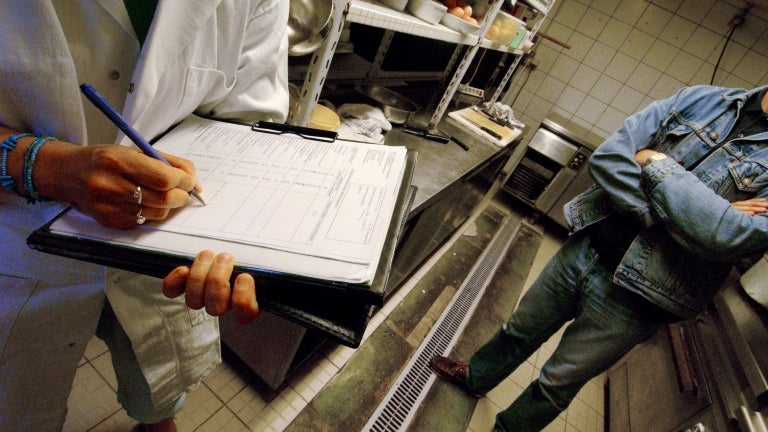 Renforcement des contrôles d&rsquo;hygiène alimentaire en Île-de-France