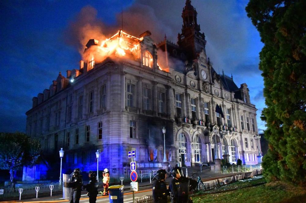 Des tensions et violences urbaines constatées en France