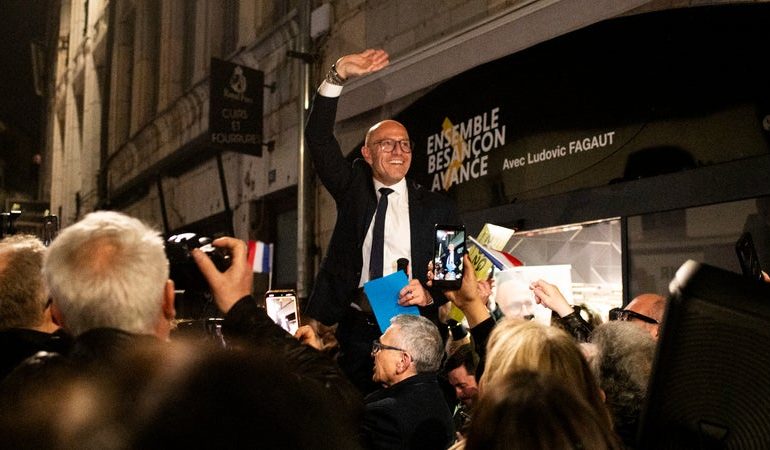 Manifestation houleuse pour Ludovic Fagaut à Besançon
