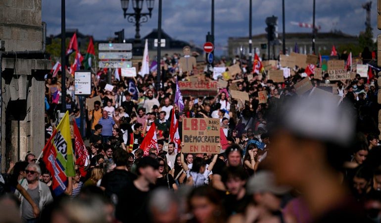 Manifestation nationale : mobilisation et tensions