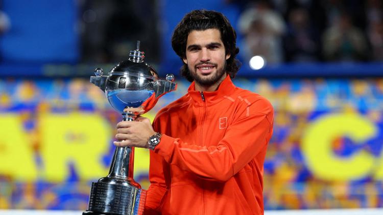 Carlos Alcaraz triomphe à Tokyo